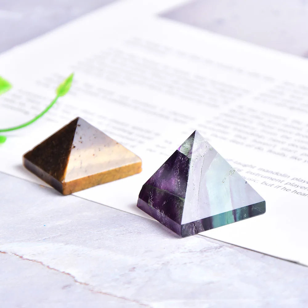 Natural Fluorite Crystal Pyramid Quartz Healing Stone Chakra Reiki Crystal Tiger Eye Point Home Decor Crafts of Gem Stone 1PC